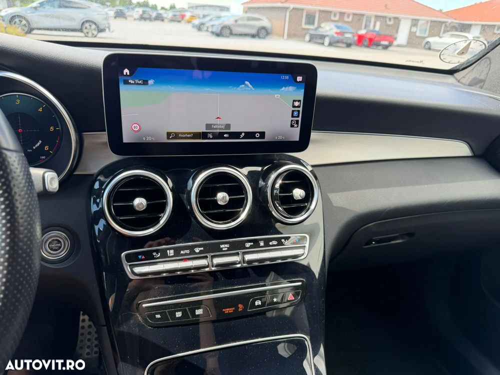 Mercedes-Benz GLC 300 d 4MATIC 9G-TRONIC AMG Line - 14