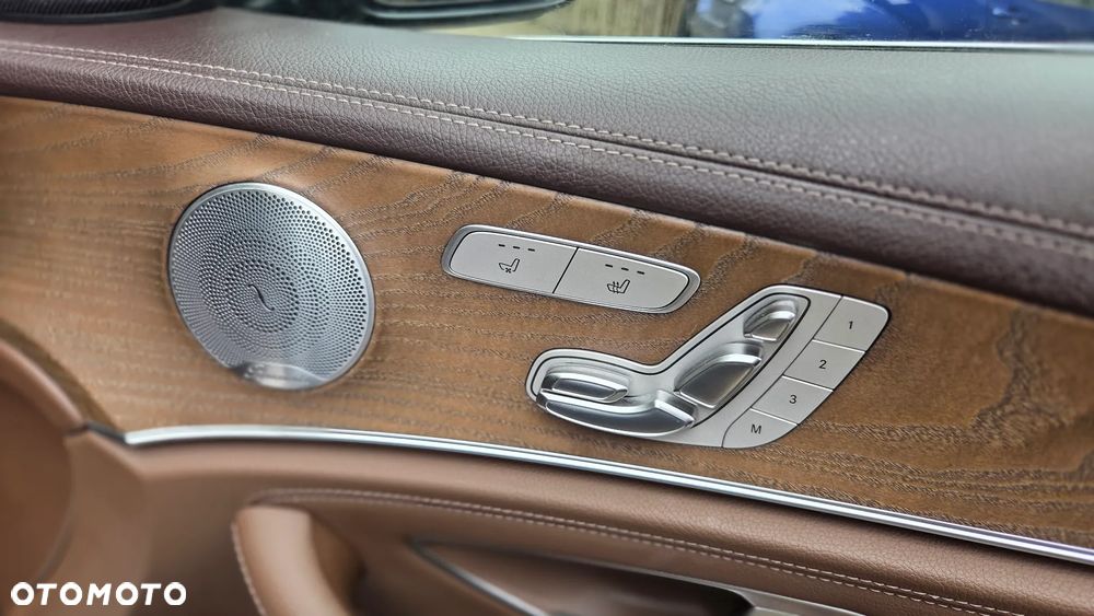 Mercedes-Benz Klasa E 220 d 4-Matic All-Terrain - 15