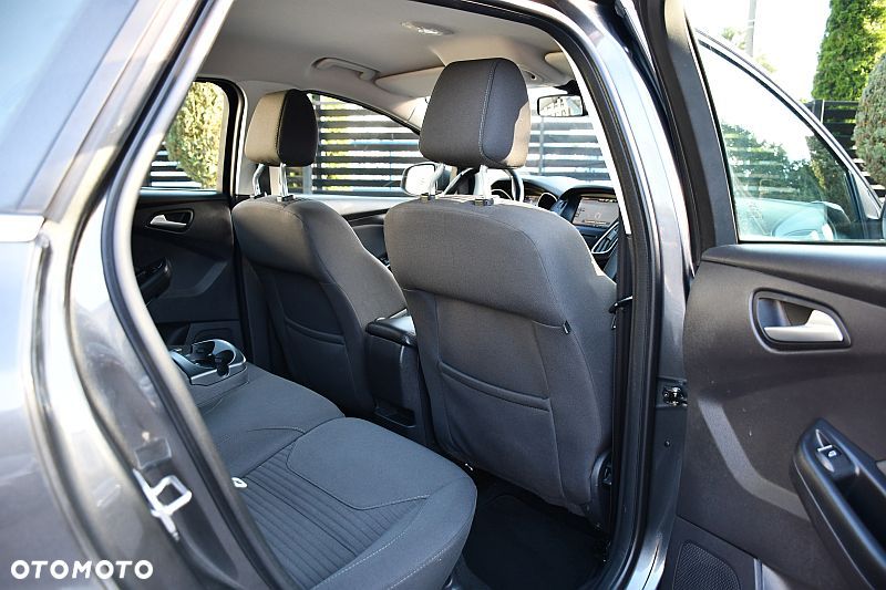 Ford Focus 2.0 TDCi Titanium ASS - 21