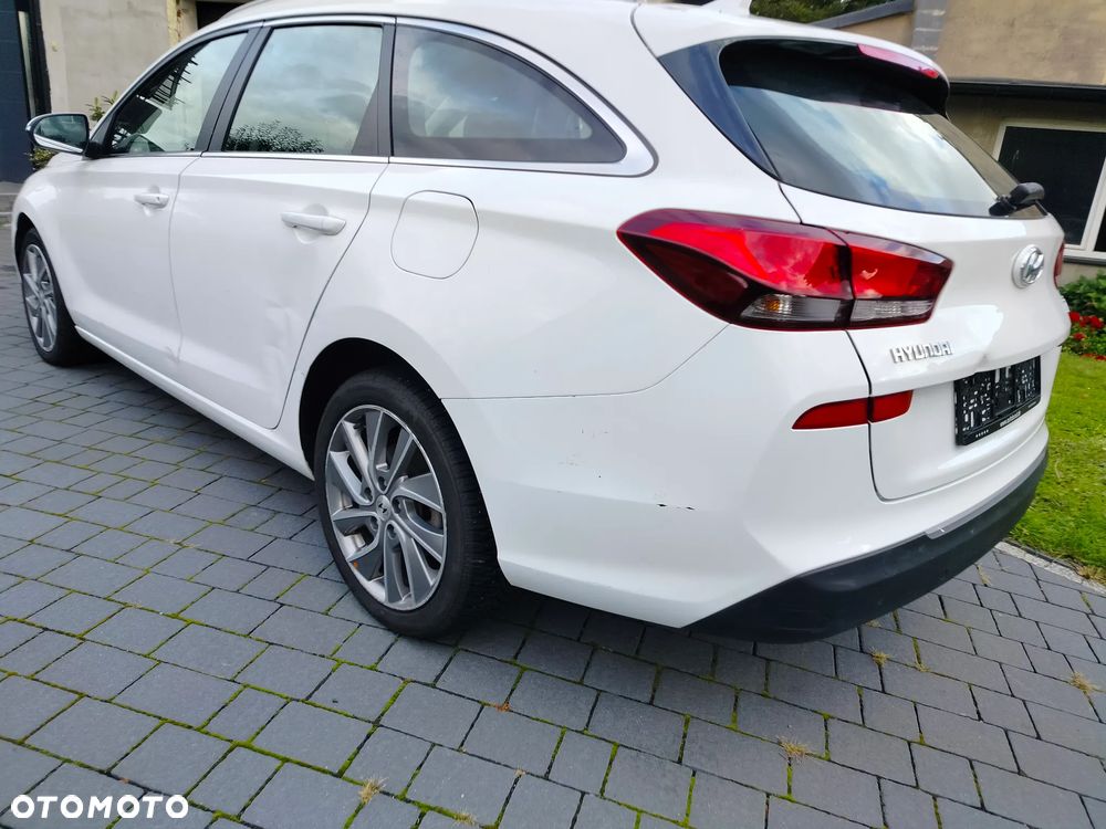 Hyundai i30 - 11