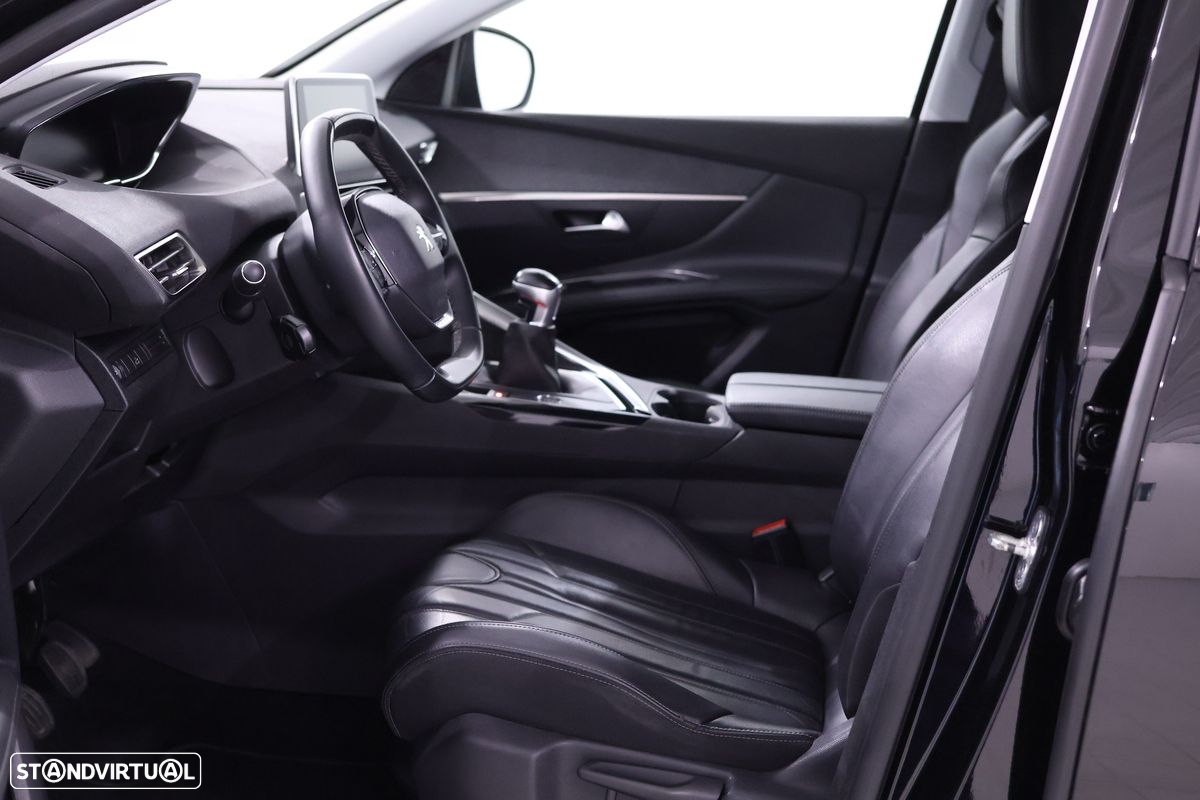 Peugeot 3008 - 15