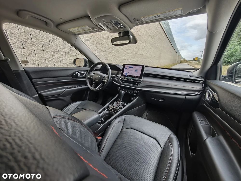 Jeep Compass - 16