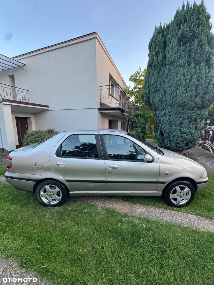 Fiat Siena - 2