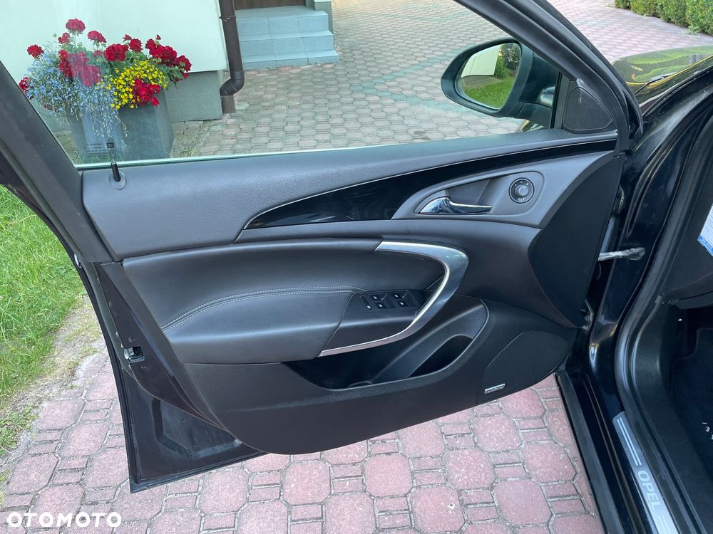 Opel Insignia - 14