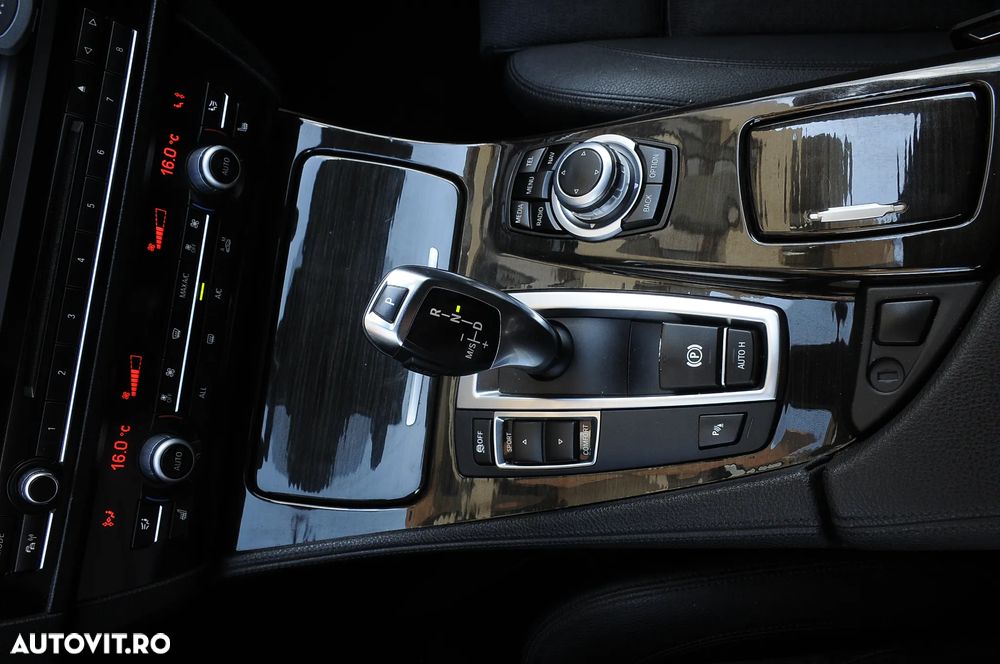 BMW Seria 5 520d Aut. - 19