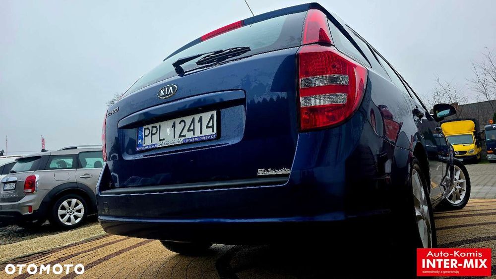 Kia Ceed - 8