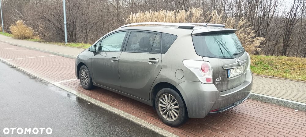 Toyota Verso 1.8 Premium 7os EU6 - 8