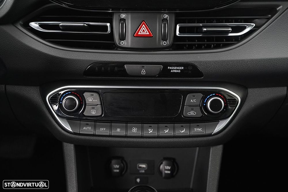 Hyundai i30 SW 1.0 T-GDi Style Plus DCT - 12