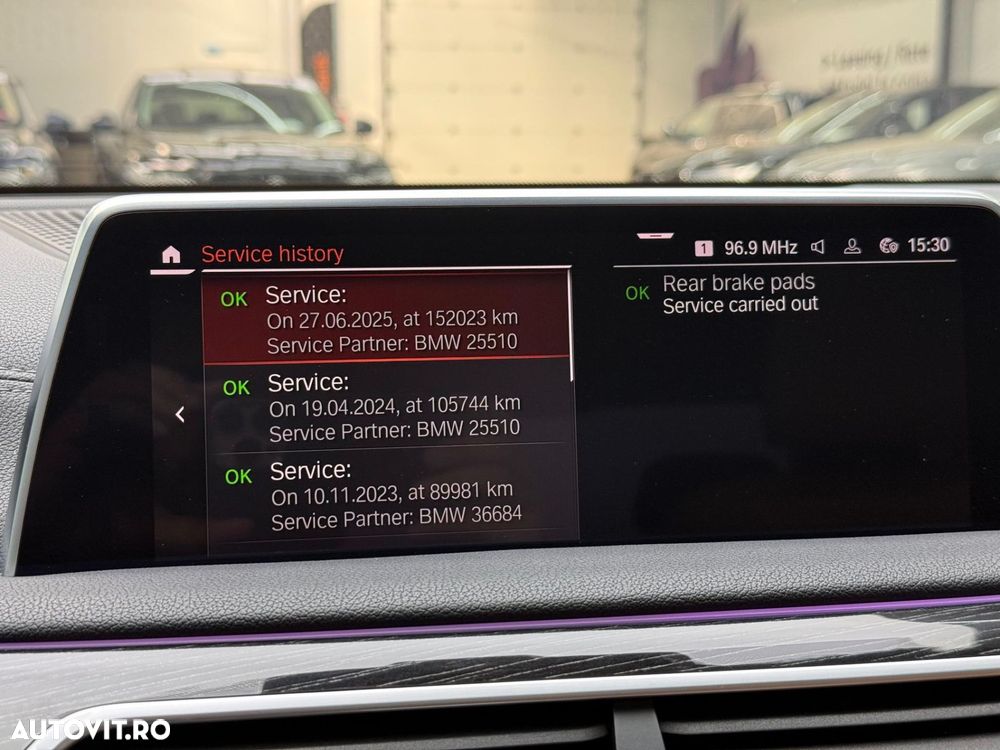 BMW Seria 7 730d xDrive - 32