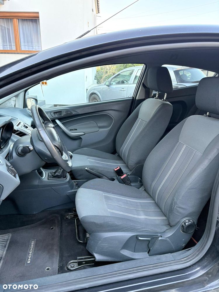 Ford Fiesta 1.4 TDCI - 12
