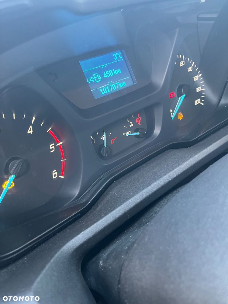 Ford Transit Furgon - 8