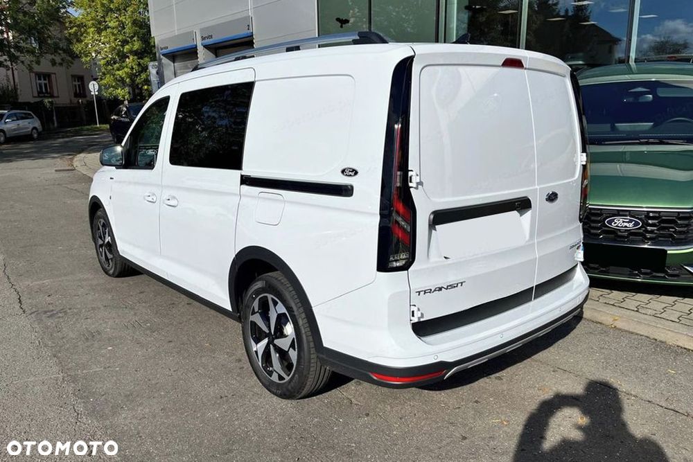 Ford Transit Connect - 7