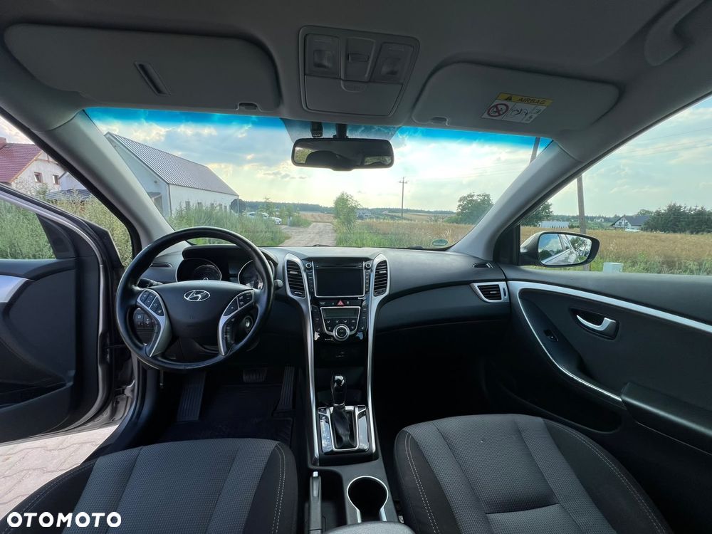 Hyundai i30 - 23