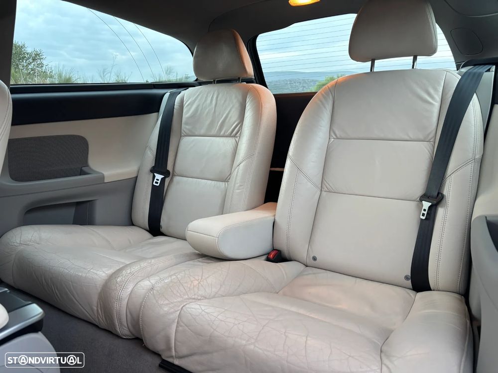 Volvo C30 1.6 D Drive Summum - 6