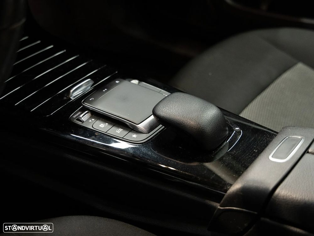 Mercedes-Benz A 180 d Progressive Aut. - 20