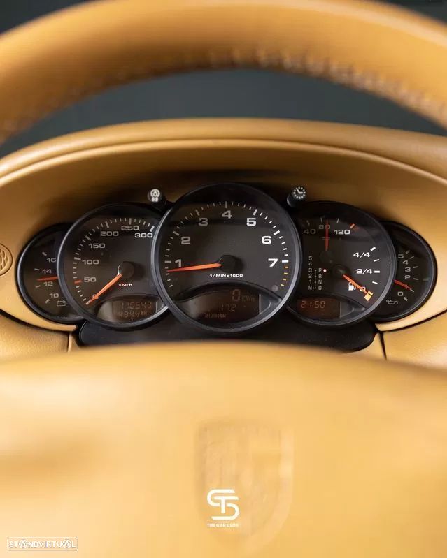 Porsche 911 (996) - 20