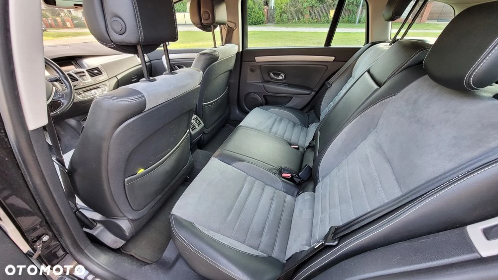 Renault Laguna dCi 175 FAP GT - 15