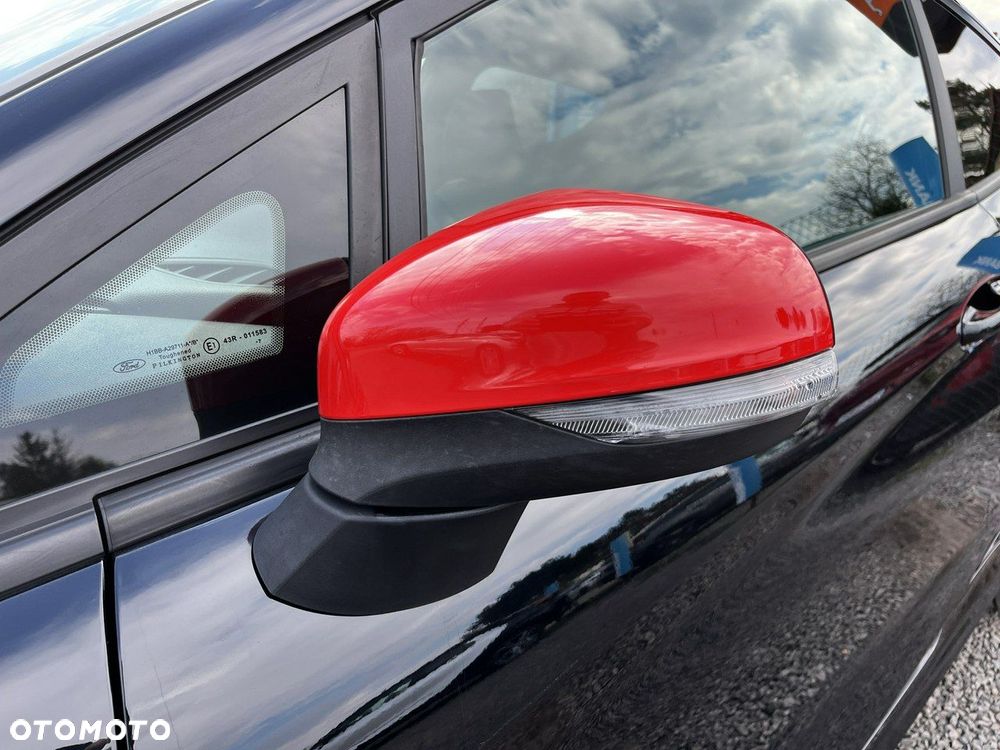 Ford Fiesta 1.0 EcoBoost S&S ST-LINE - 25