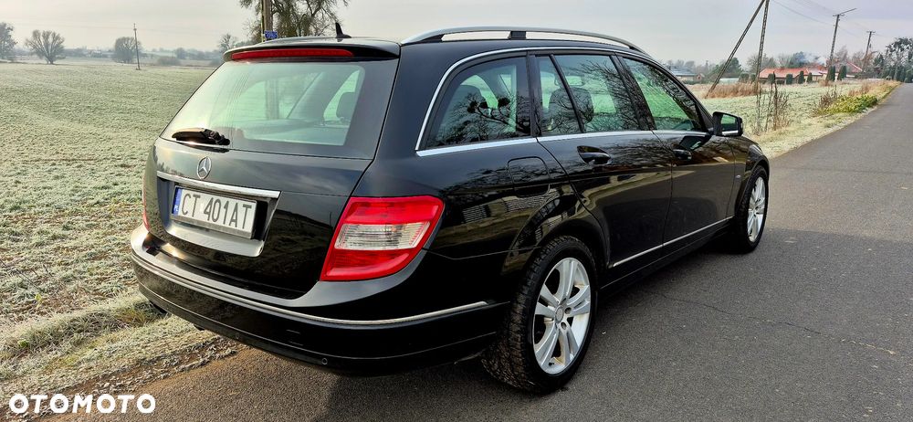 Mercedes-Benz Klasa C 180 CGI Automatik BlueEFFICIENCY - 3