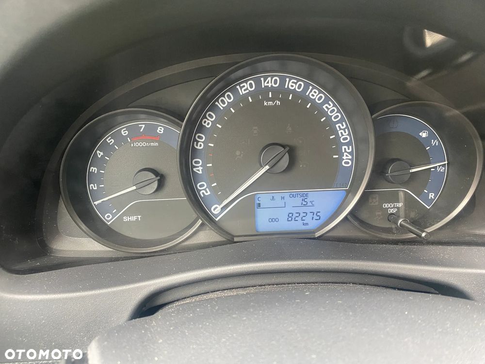 Toyota Auris 1.33 VVT-i Active - 15