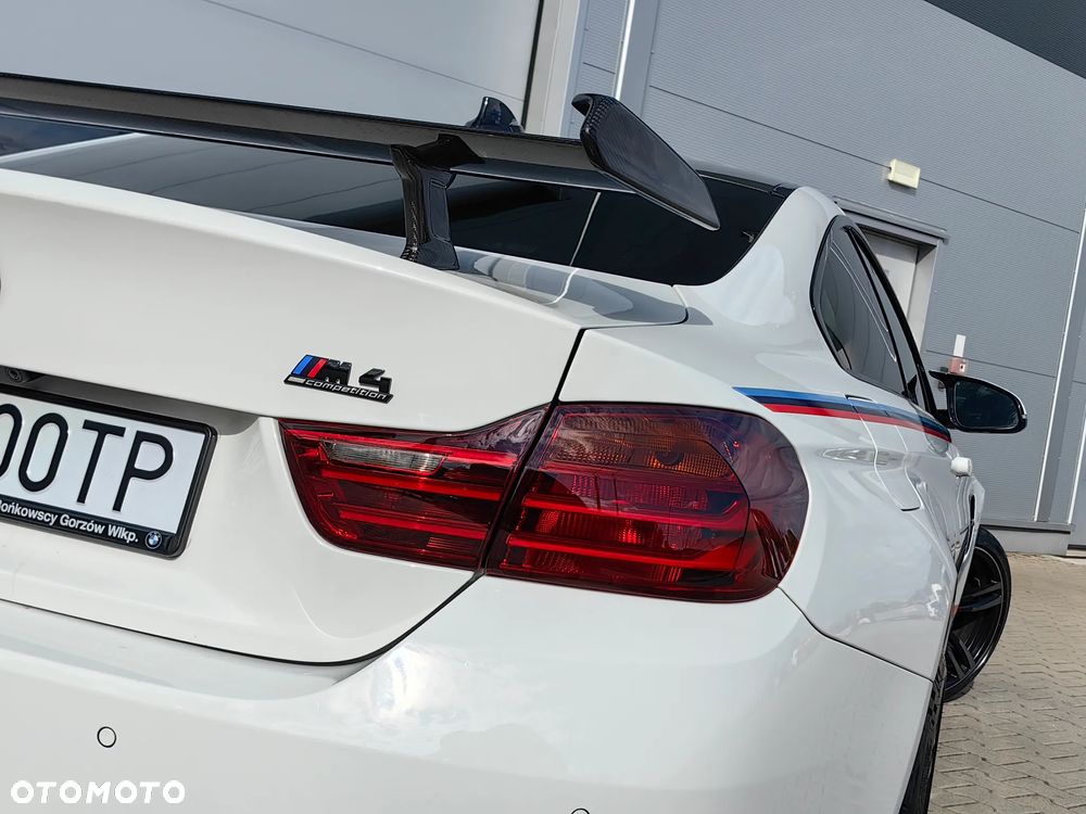 BMW M4 Coupe DKG - 9