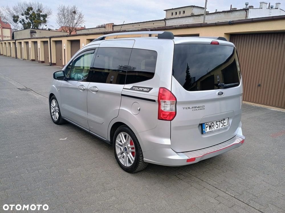 Ford Tourneo Courier 1.0 EcoBoost Sport - 4