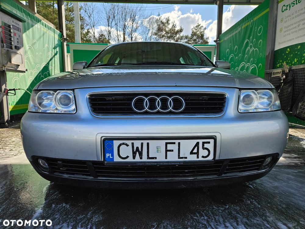 Audi A3 Sportback 1.6 Ambiente - 2