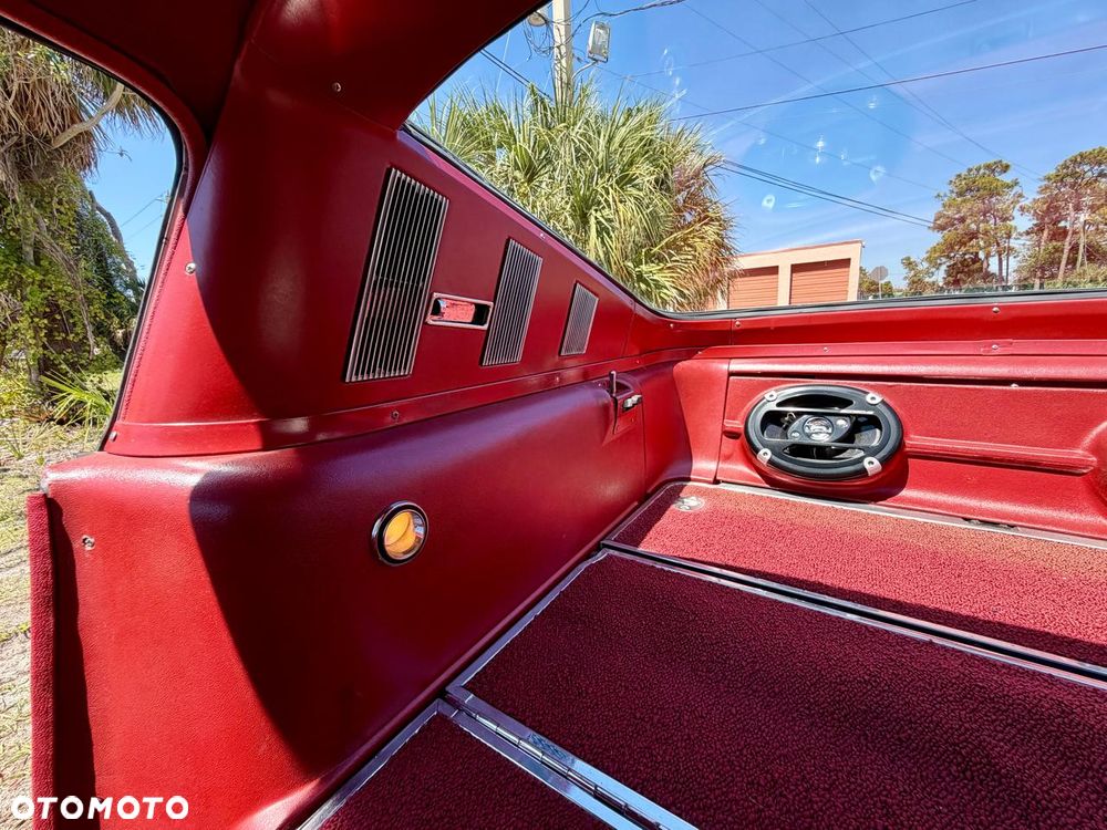 Ford Mustang - 30