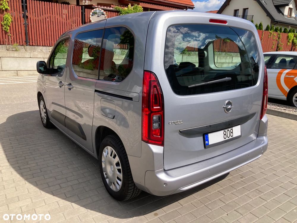 Opel Combo XL 1.2 Turbo Essentia S&S - 5