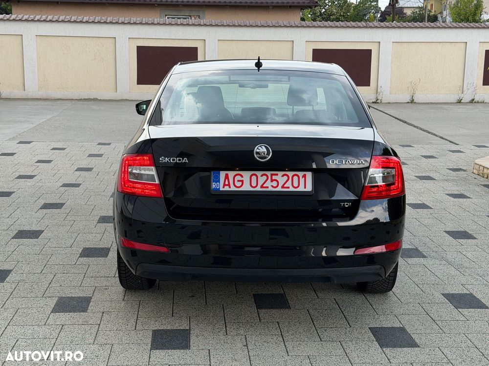 Skoda Octavia 1.6 TDI Green tec DSG Edition - 10