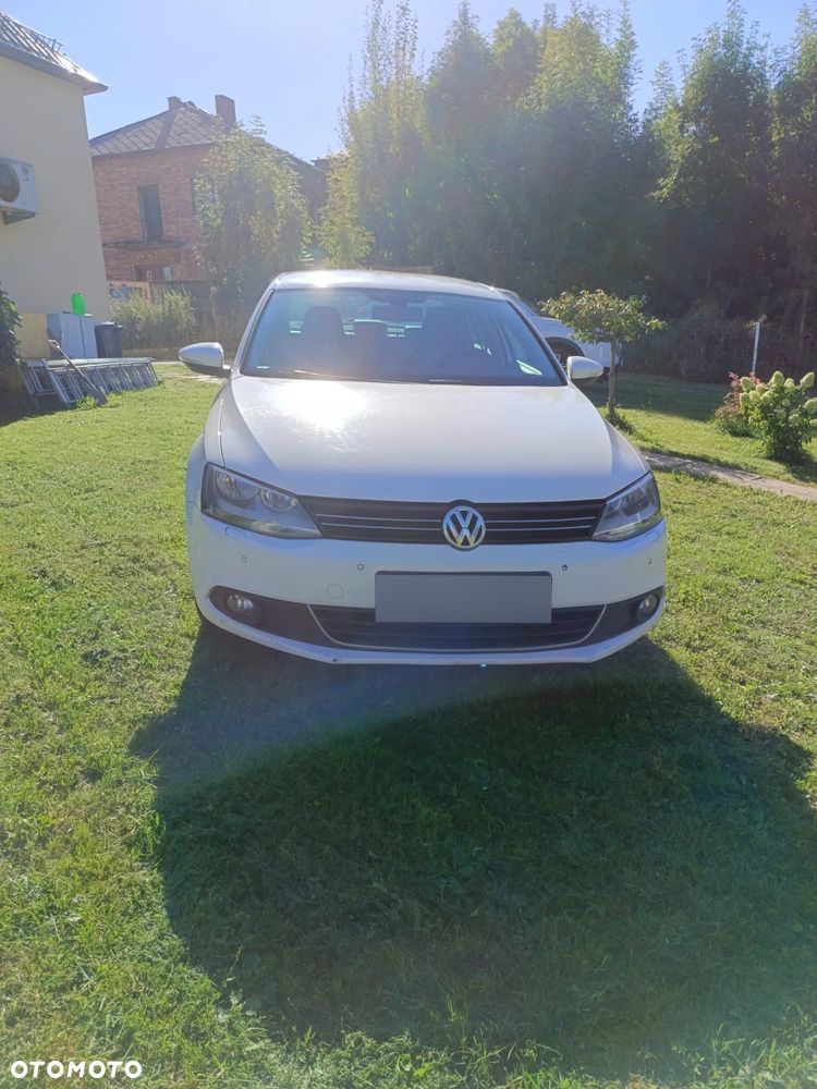 Volkswagen Jetta 1.4 TSI Highline - 2