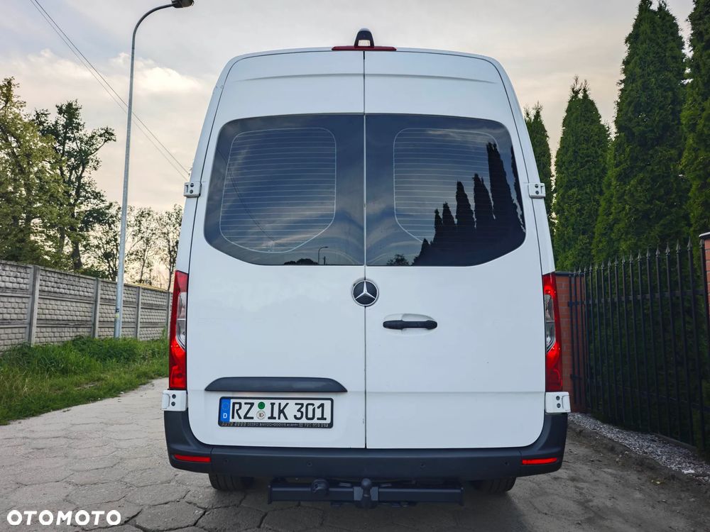 Mercedes-Benz Sprinter - 5