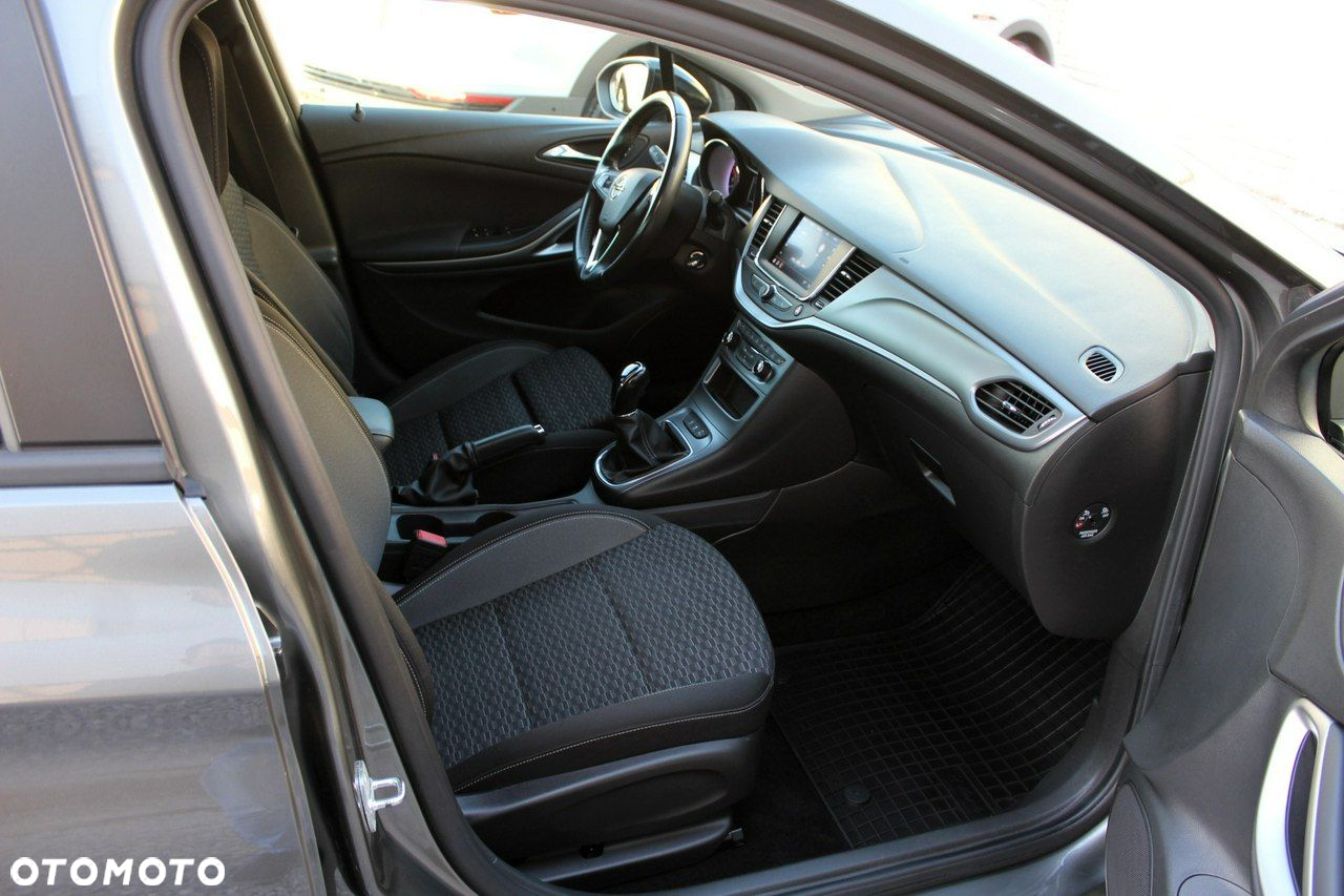 Opel Astra - 9