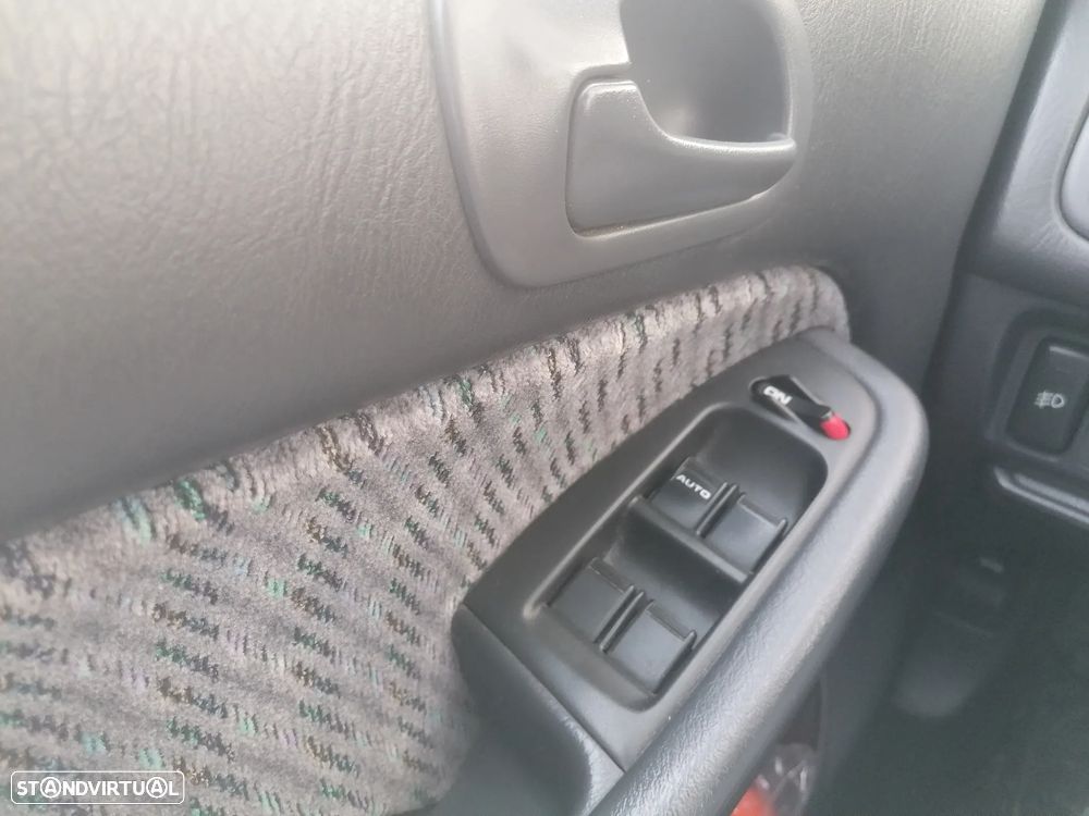 Honda Civic 1.5i LS - 9