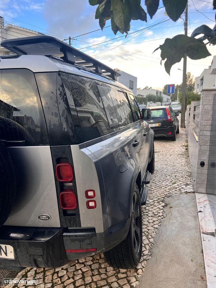 Land Rover Defender 110 D240 - 4