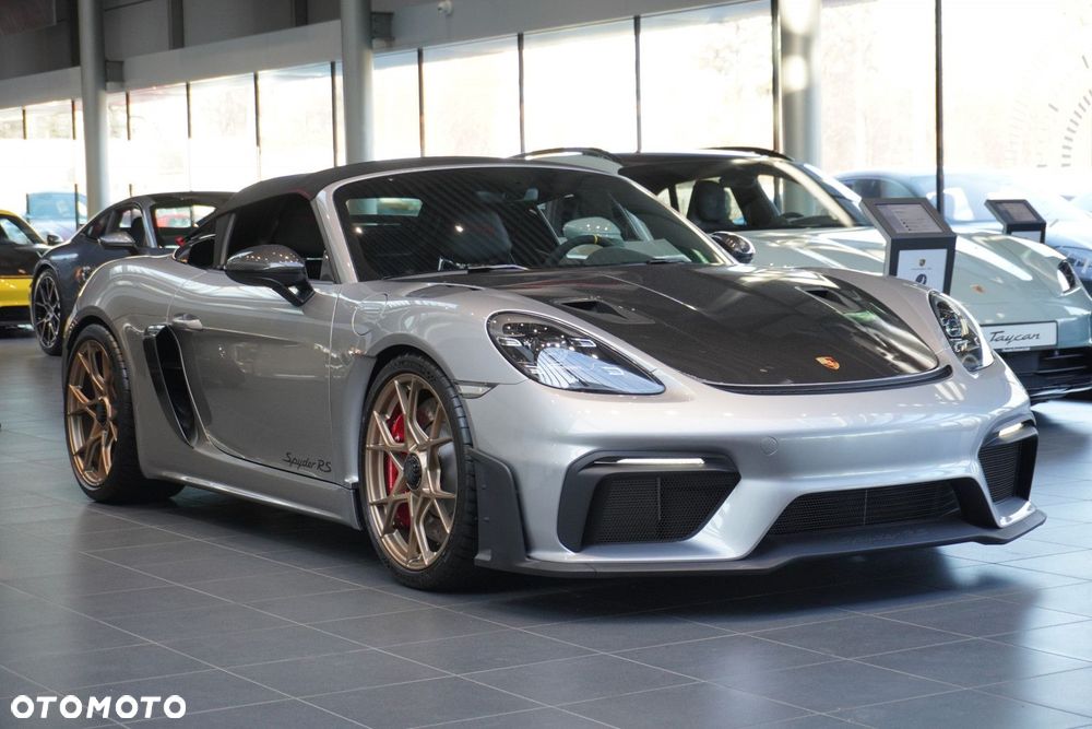 Porsche 718 Spyder - 2