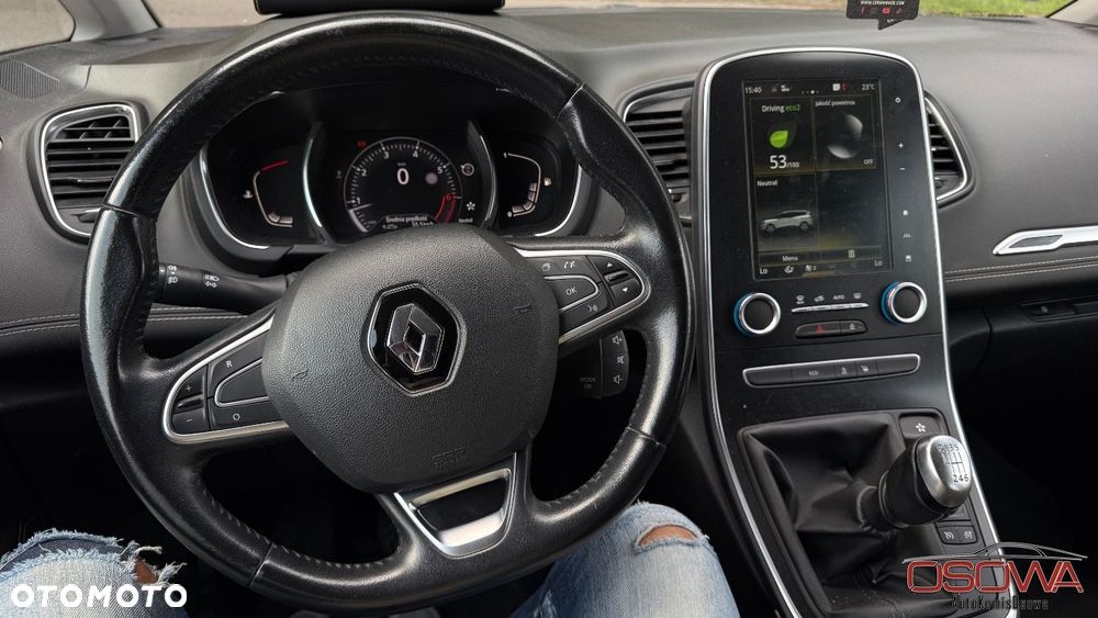 Renault Grand Scenic - 21