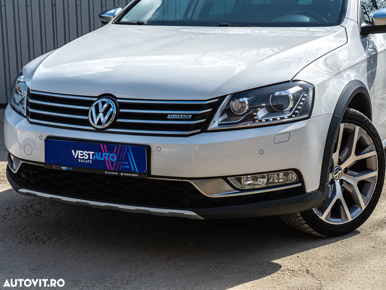 Volkswagen Passat Alltrack 2.0 TDI 4Motion DSG BlueMotion Tec - 30