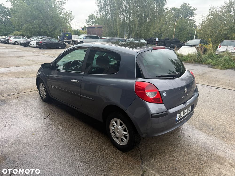 Renault Clio 1.5 dCi Extreme - 4
