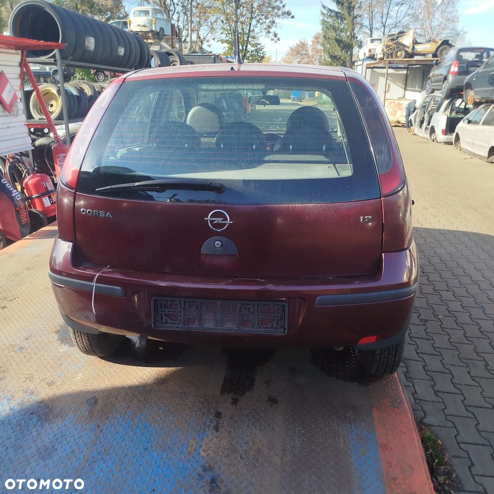 Opel Corsa C na części . - 9