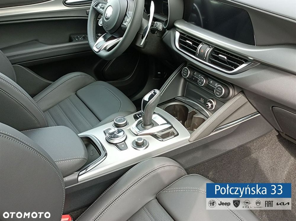 Alfa Romeo Stelvio - 7