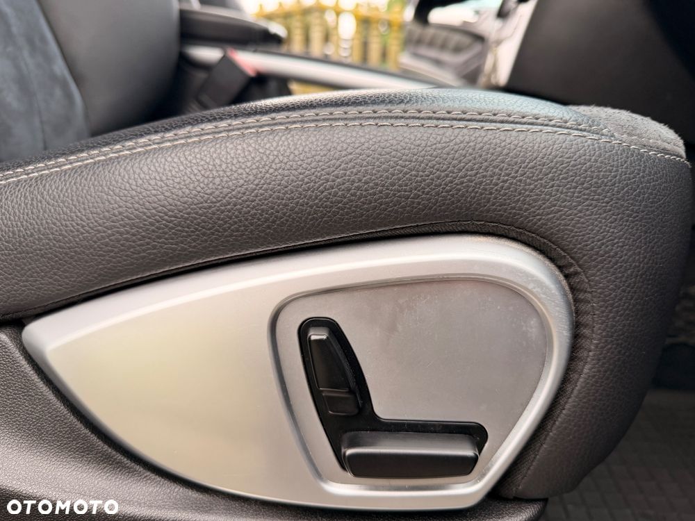 Mercedes-Benz ML - 24