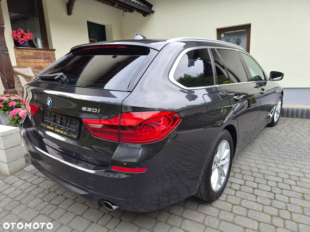 BMW Seria 5 530i Luxury Line - 6