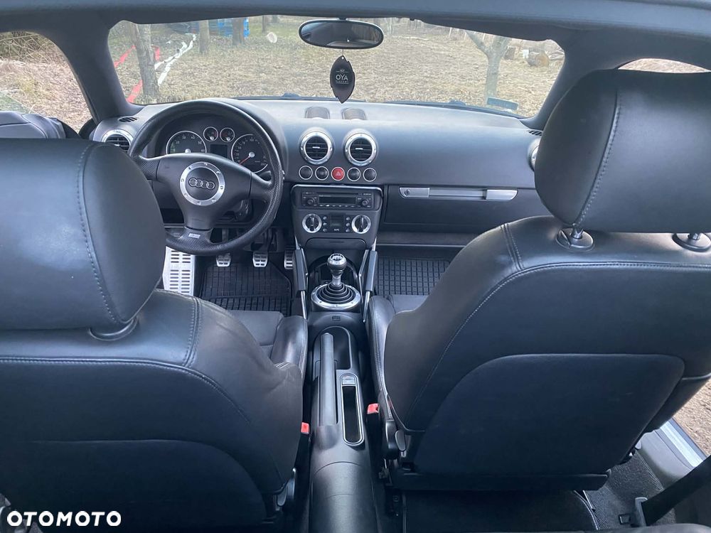 Audi TT Coupé - 12