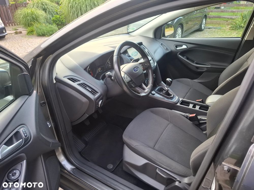 Ford Focus - 12