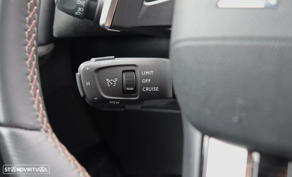 DS DS3 Crossback PureTech 130 Aut. PERFORMANCE LINE + - 35