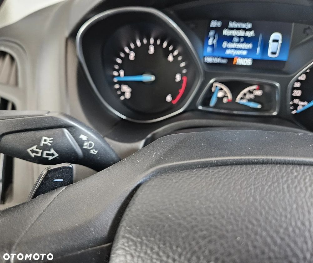 Ford Focus - 17