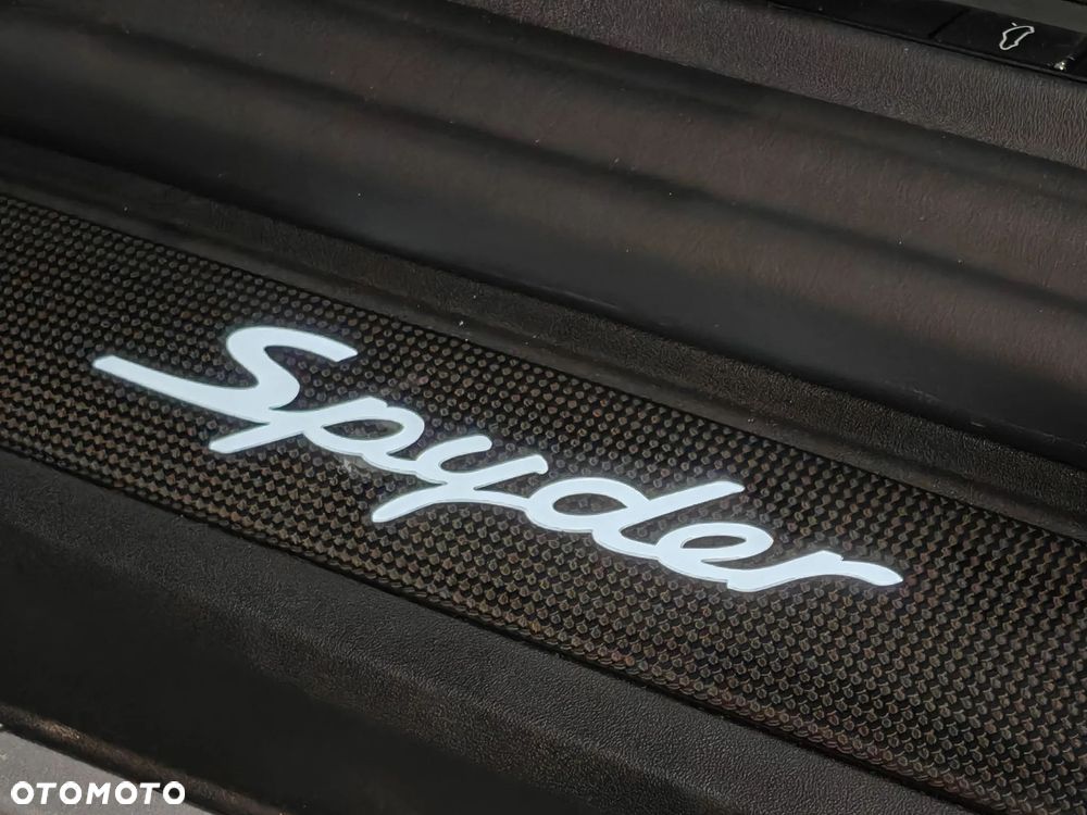 Porsche 718 Spyder Spyder - 27