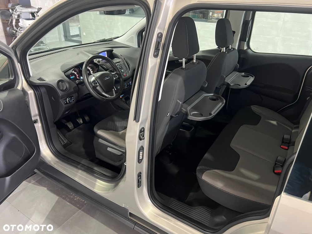 Ford Tourneo Courier 1.0 EcoBoost Sport - 16