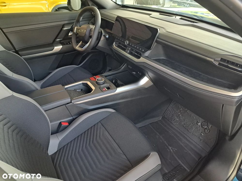 Jeep Compass 1.2 T3 mHEV First Edition FWD DCT - 9